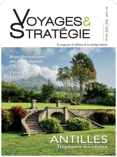 Jaquette Voyages & Stratégie