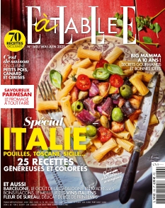 Elle à Table